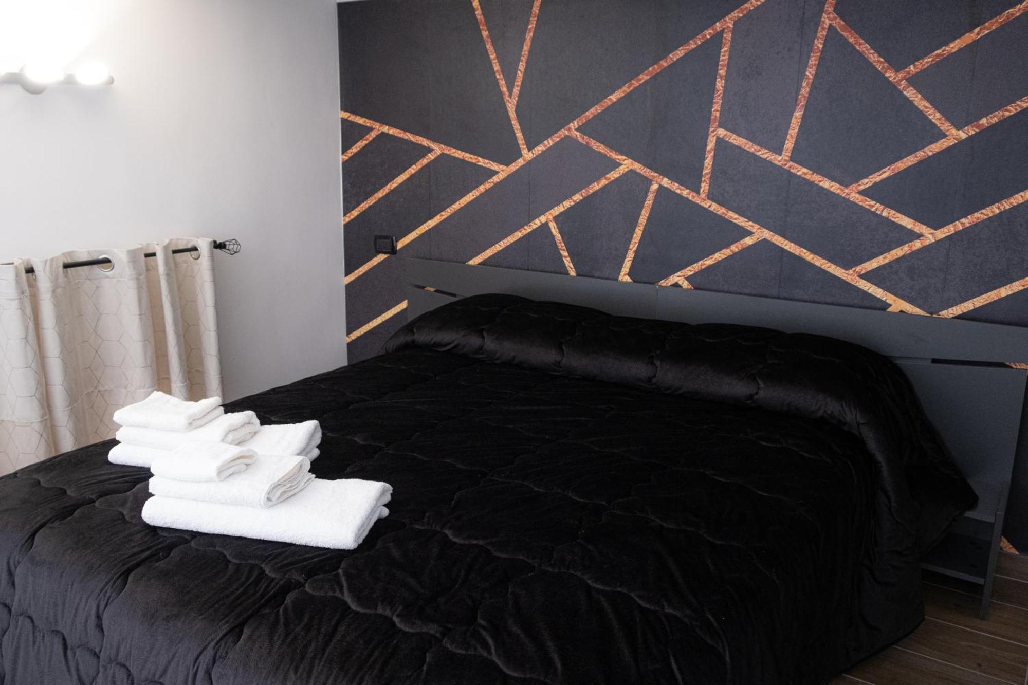 Napoli Center Suite Palmentieri Luaran gambar